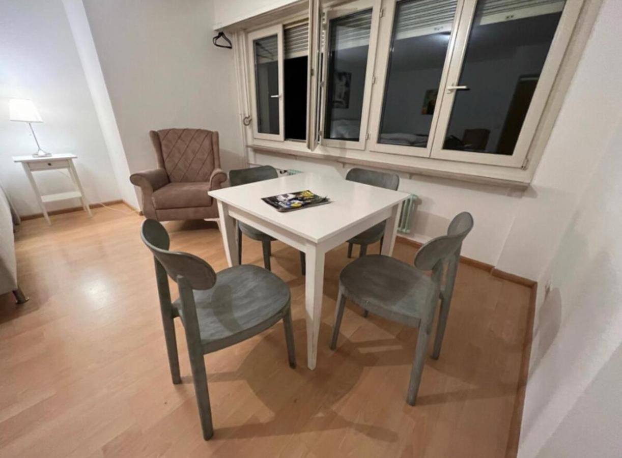 Schweiz Apartment Basel Bagian luar foto